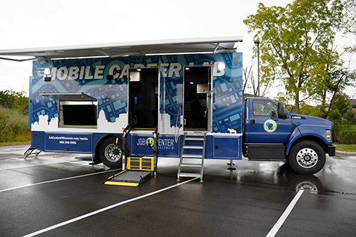 DWD's Mobile Career Lab